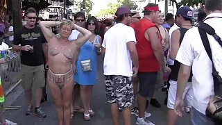 Banyoda mastürbasyon hard zenci pornoları